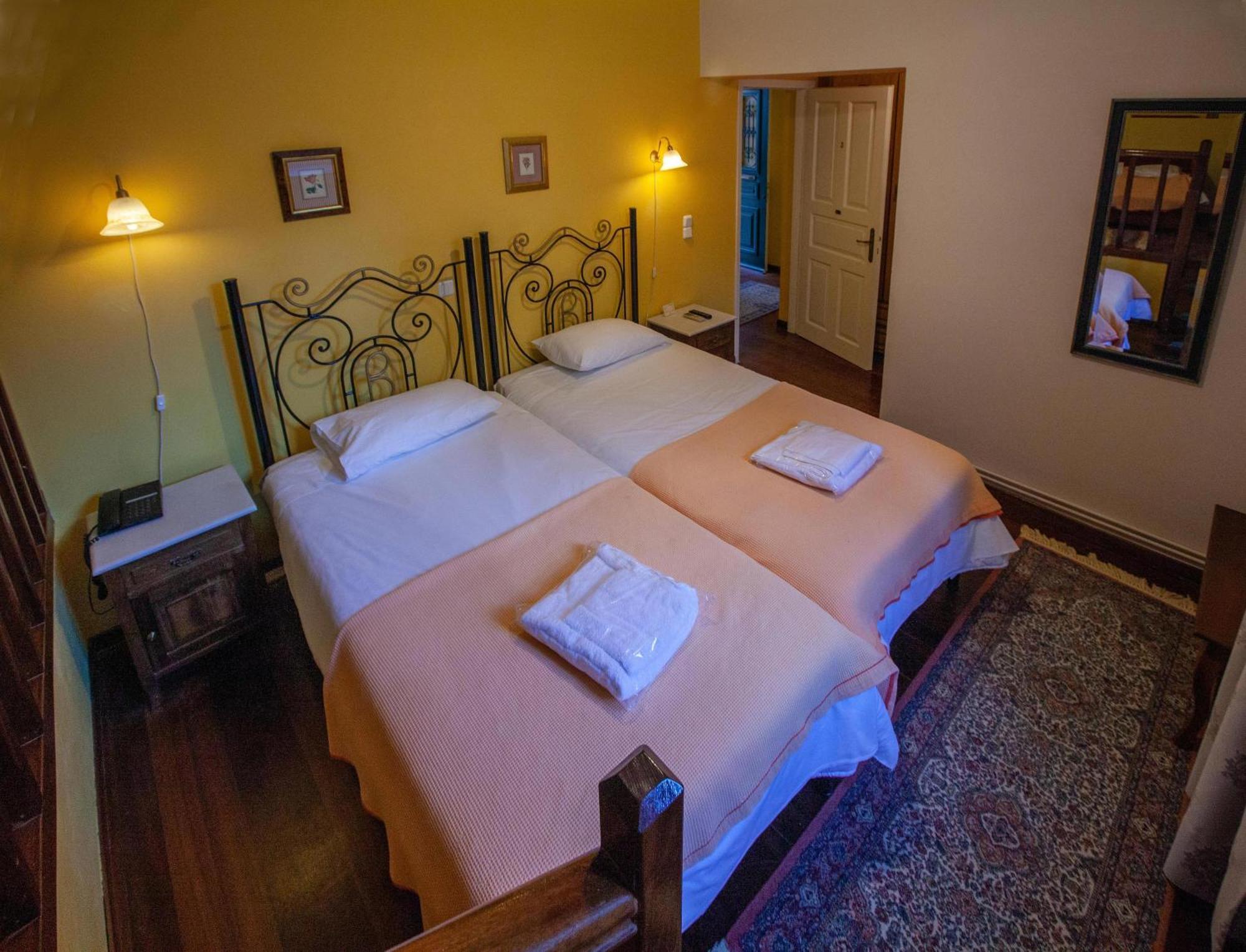 Byron Traditional Hotel Návplio Szoba fotó