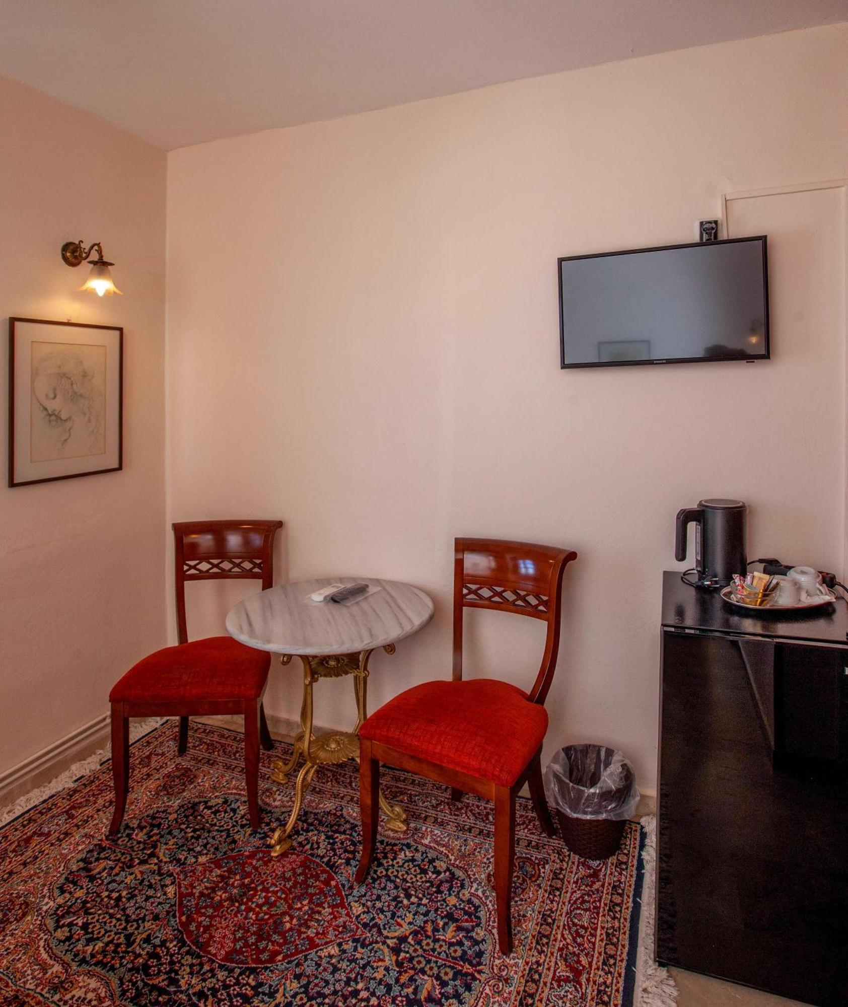 Byron Traditional Hotel Návplio Szoba fotó